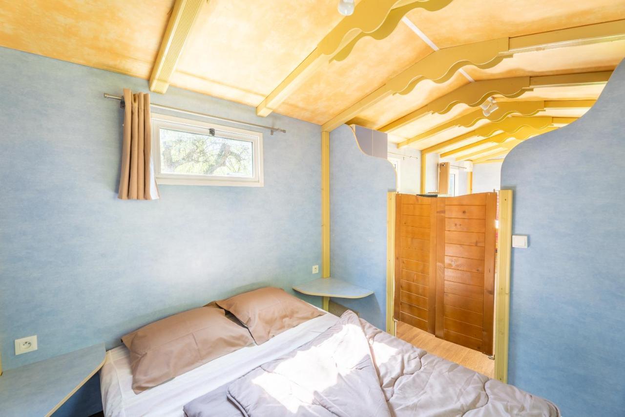 Camping Le Colporteur Hotel Le Bourg-dʼOisans Eksteriør billede
