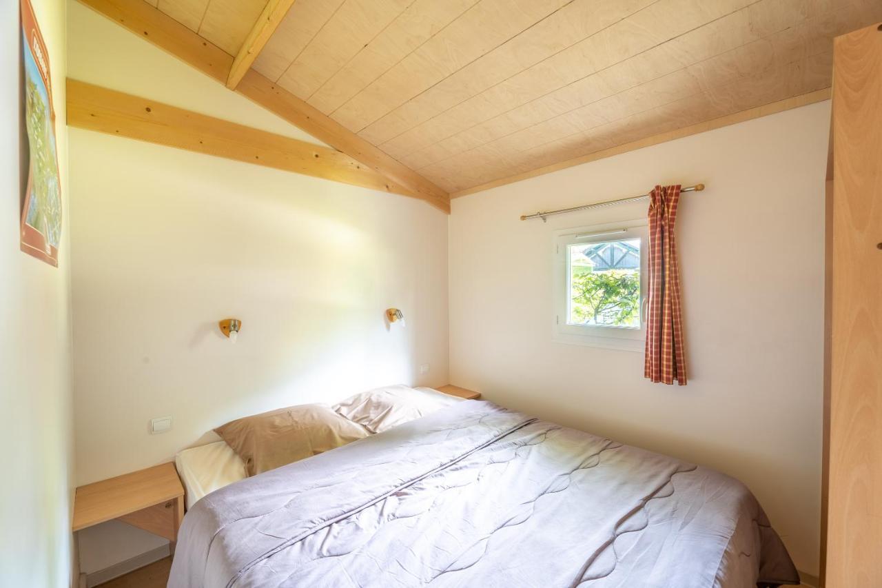 Camping Le Colporteur Hotel Le Bourg-dʼOisans Eksteriør billede